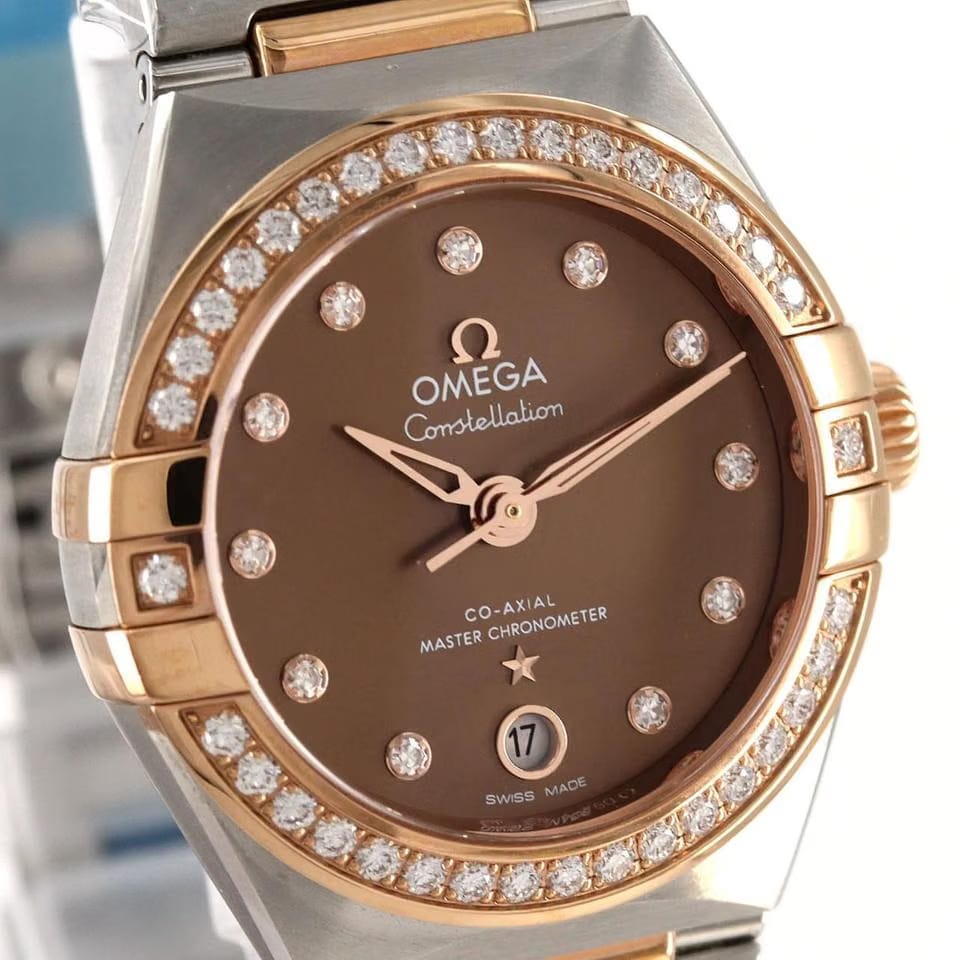 Omega Constellation131.25.29.20.63.001 Automatic Rose gold and steel Like new & unworn