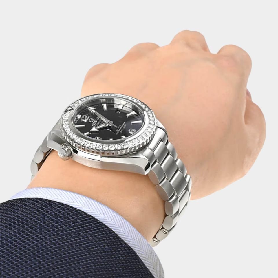 Omega Seamaster Planet Ocean Steel / 39.5 mm / Box&Papers / 215.15.40.20.01.001