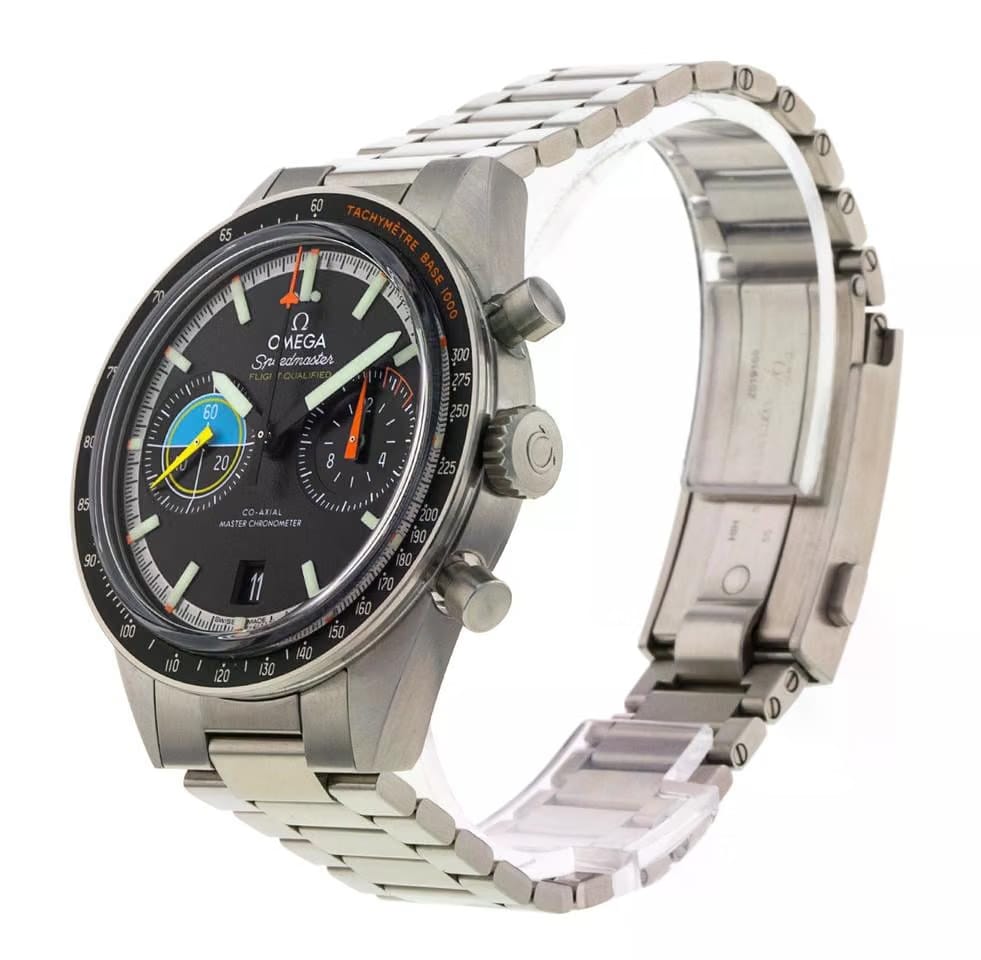 Omega Speedmaster Pilot black dial 40mm 332.10.41.51.01.002 Bracelet