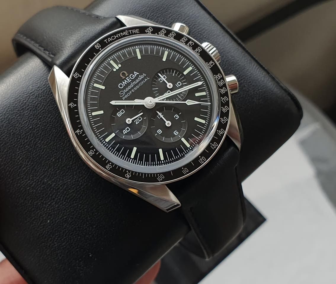 Omega Speedmaster Professional Moonwatchfull set | from 2026