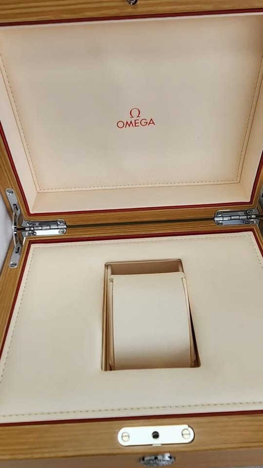 Omega Seamaster Aqua Terra150m Co-axial Master Chronometer Brand new unworn
