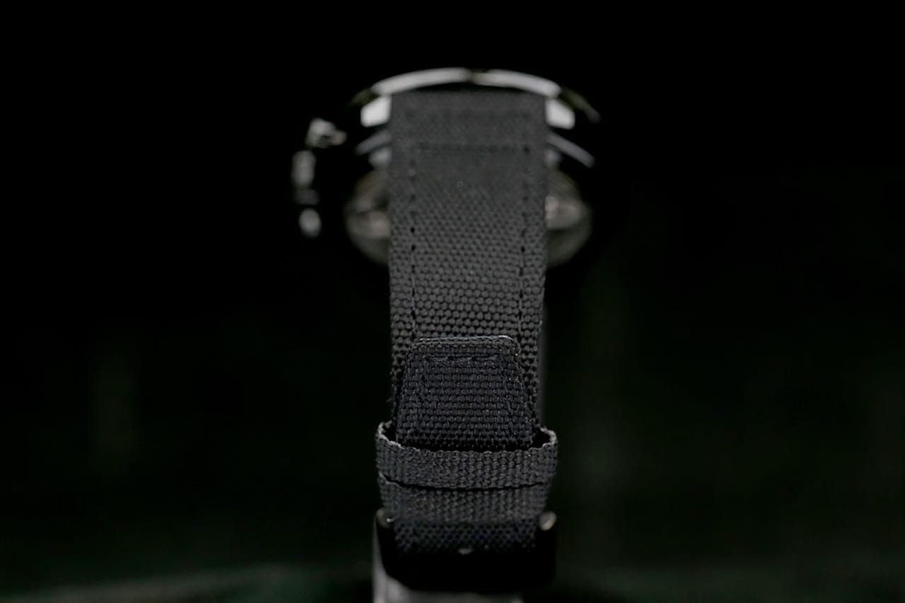 Omega Speedmaster311.92.44.51.01.007 Dark Side of the Moon Ceramic open caseback