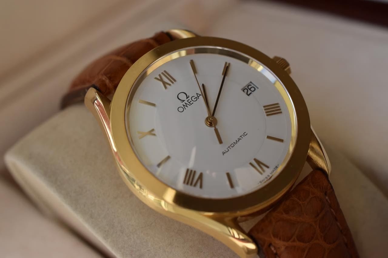Omega Speedmaster Classic Heritage 18 kt Solid Gold