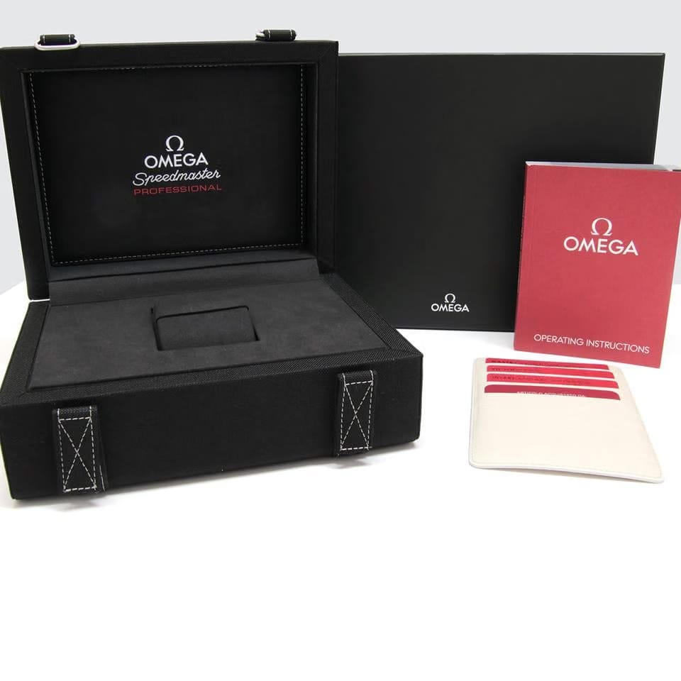 Omega Speedmaster Professional Moonwatch ESALITE Co-Axial Master Chronometer - NEW - 310.30.42.50.01.001