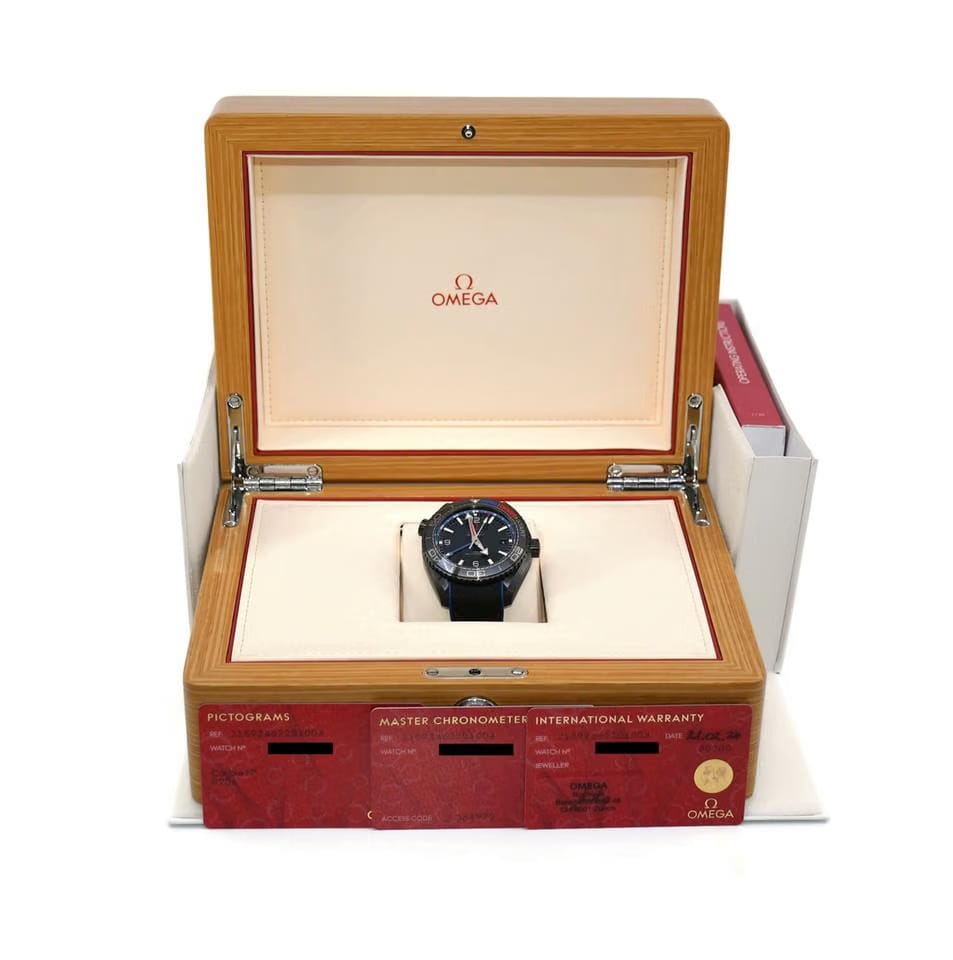 Omega Seamaster Planet Ocean215.92.46.22.01.004