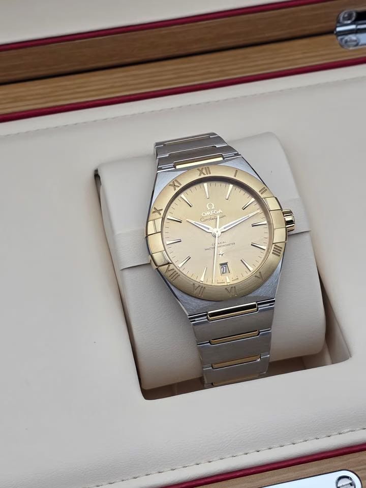 Omega Constellation Chronometer 39mm Ref. 131.20.39.20.08.001 Full set ( unworn watch , box , warranty card )