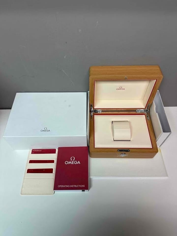Omega Seamaster Planet Ocean600 M GMT 45mm Ceramic Men Watch 215.92.46.22.01.003