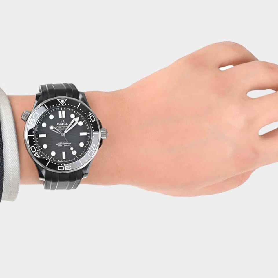Omega Seamaster Diver 300 MTitanium&Ceramic / 43.5 mm / 210.92.44.20.01.001