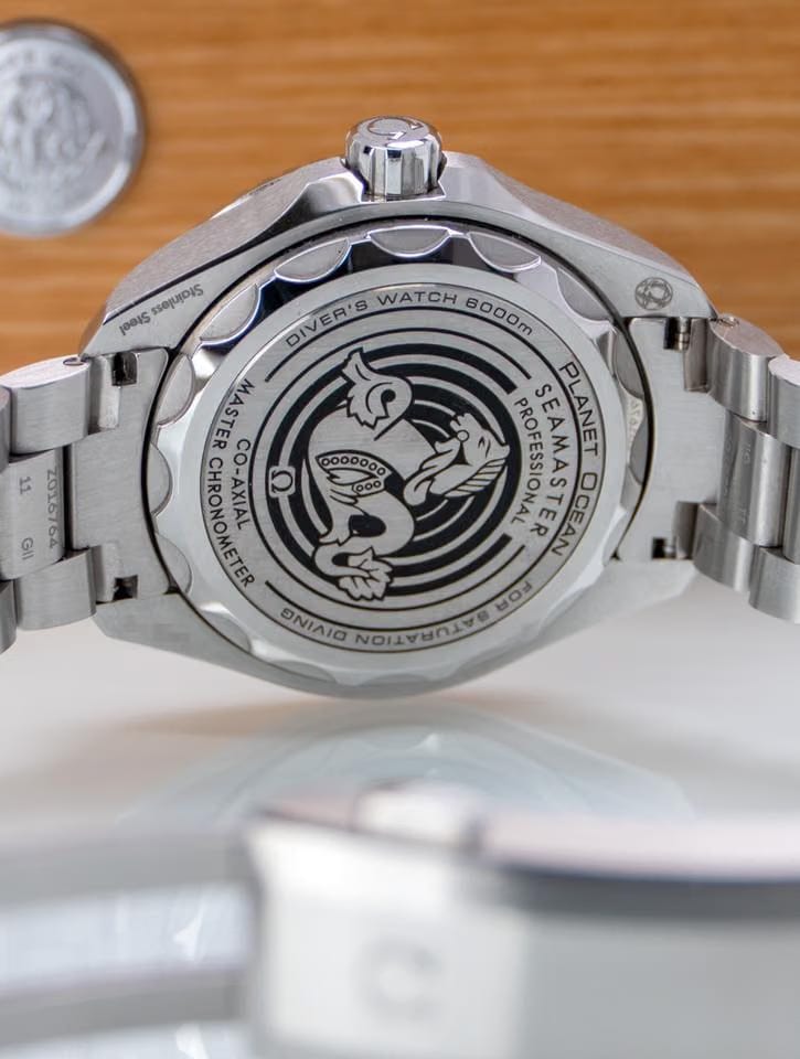 Omega Seamaster Planet Ocean215.30.46.21.04.001
