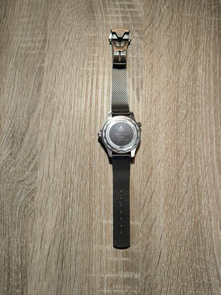 Omega Seamaster Diver 300 M007 Full set comme neuf portée 1 fois