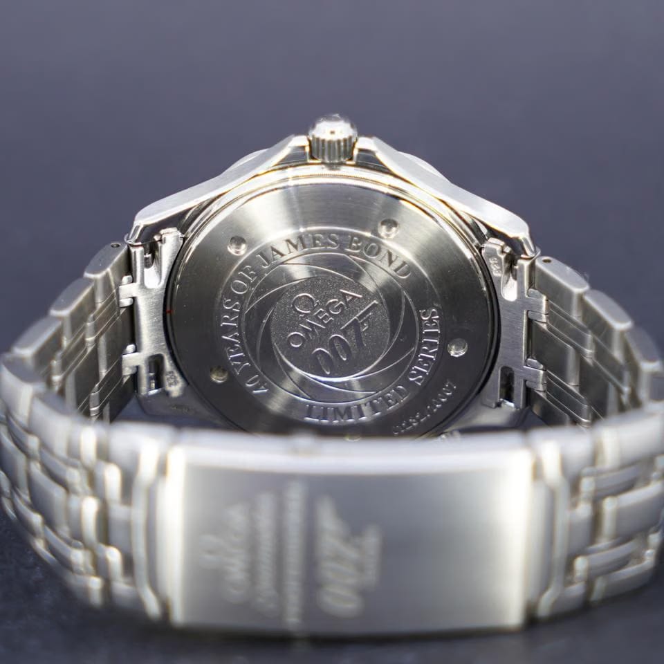 Omega Seamaster Diver 300 MJames fullset 007 from 2003 Never Worn