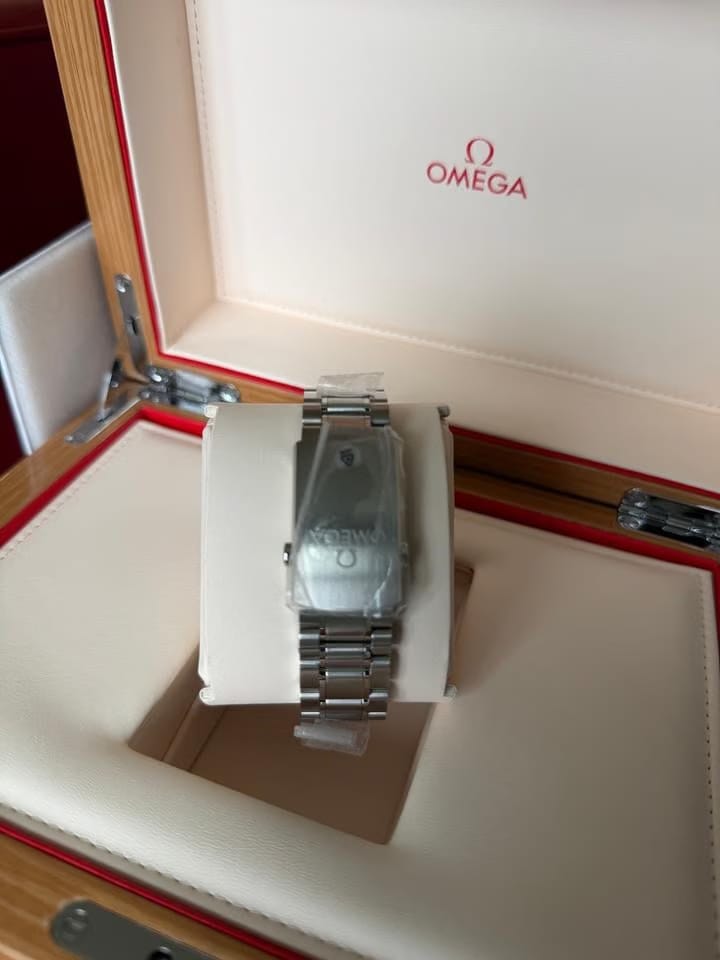 Omega Speedmaster Moonphase Moonwatch Moonphase OBO - Unworn Omega Moonphase with full box and papers