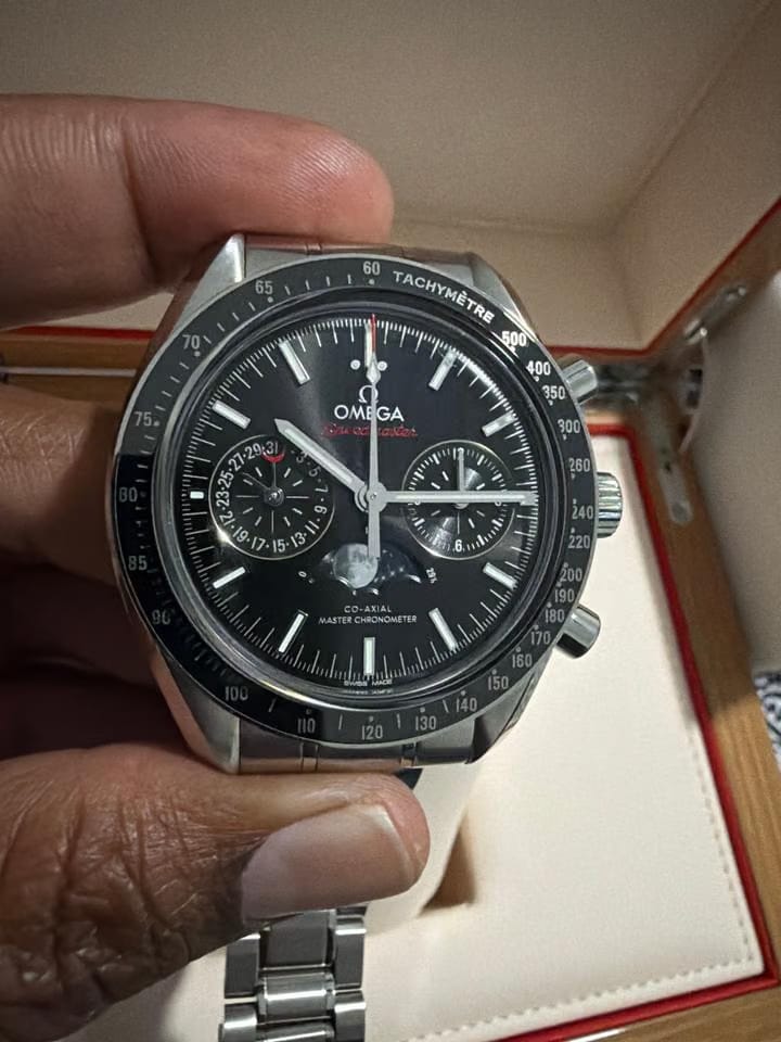 Omega Speedmaster Moonphase Moonwatch Moonphase OBO - Unworn Omega Moonphase with full box and papers