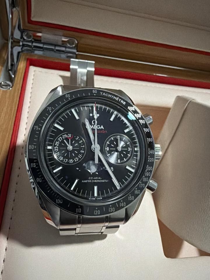 Omega Speedmaster Moonphase Moonwatch Moonphase OBO - Unworn Omega Moonphase with full box and papers