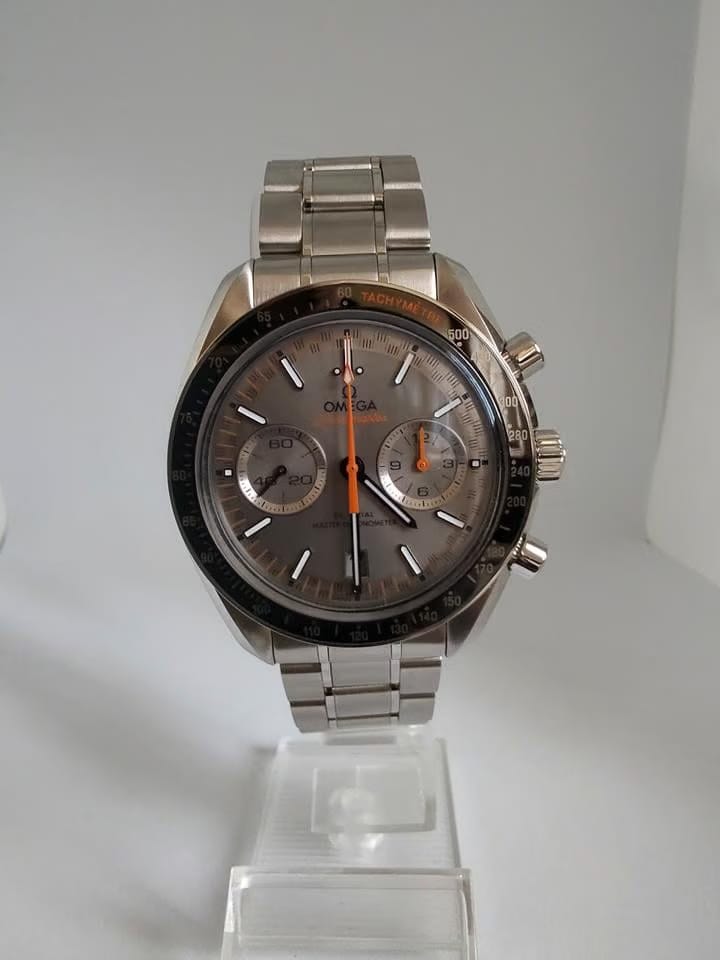 Omega Speedmaster Racing329.30.44.51.06.001