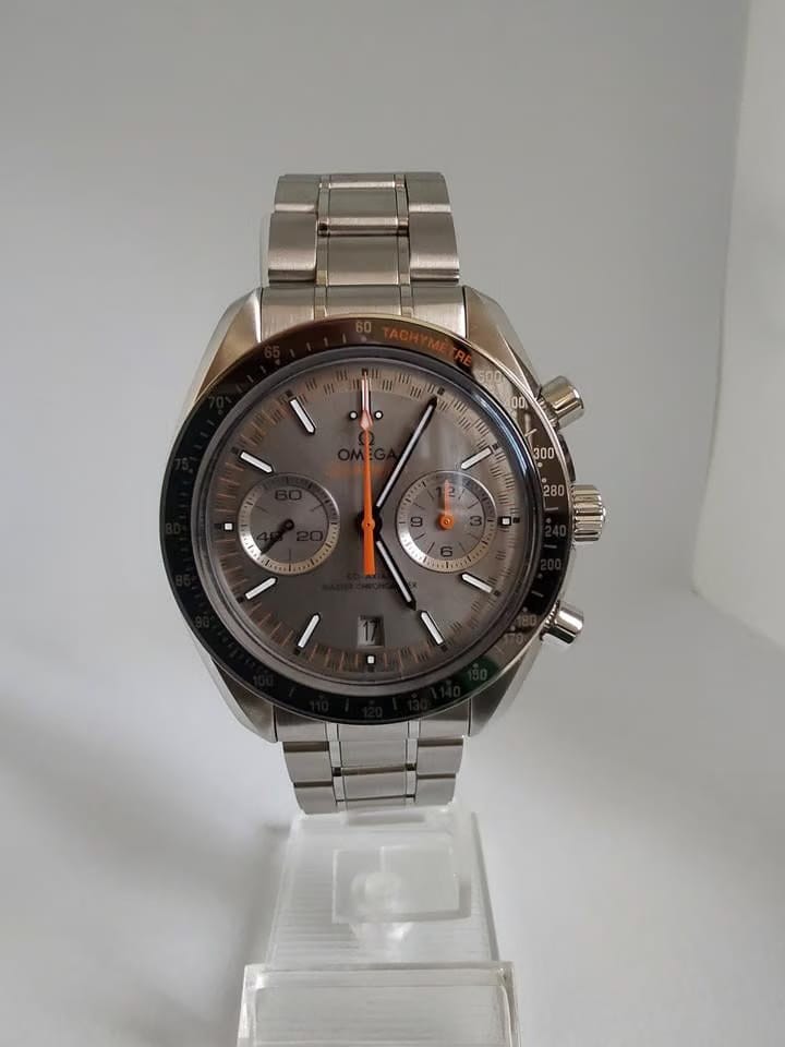 Omega Speedmaster Racing329.30.44.51.06.001