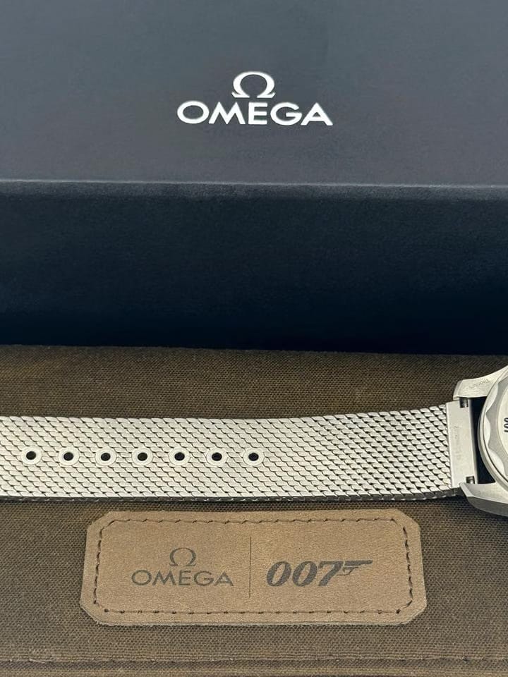 Omega Seamaster Diver 300 MUnworn 2026 Seamaster Diver 300 M James Bond No Time To Die Brown 210.90.42.20.01.001