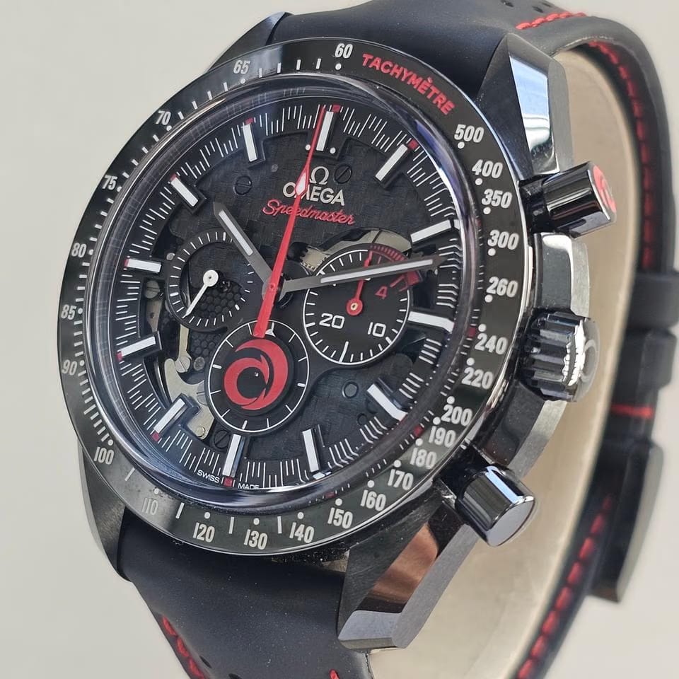 Omega Speedmaster Dark Side Of The Moon 'Alinghi' - Box & Papers 2022 - 44 MM - Like New