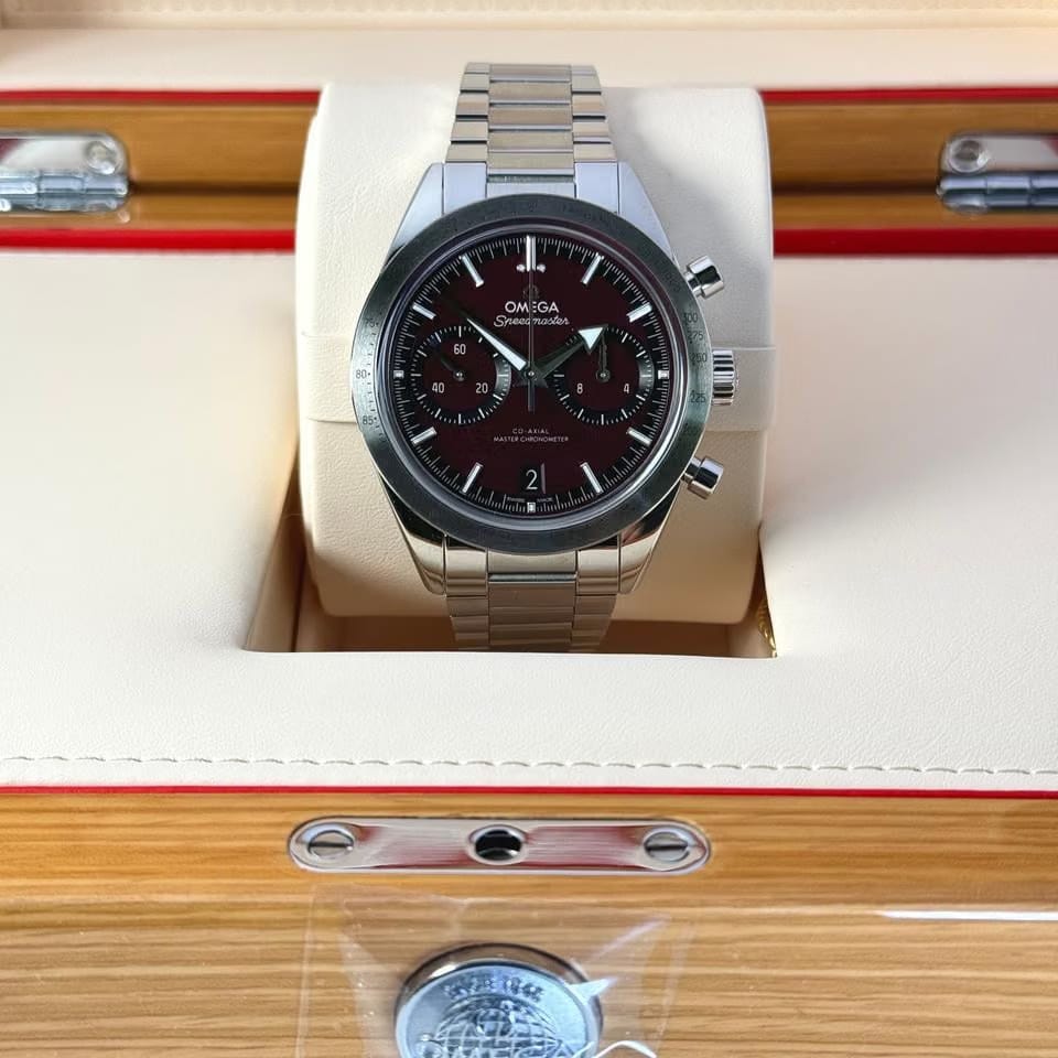 Omega Speedmaster '57 CHRONOGRAPH 40.50 mm - 332.10.41.51.11.001 - Bordeaux Dial