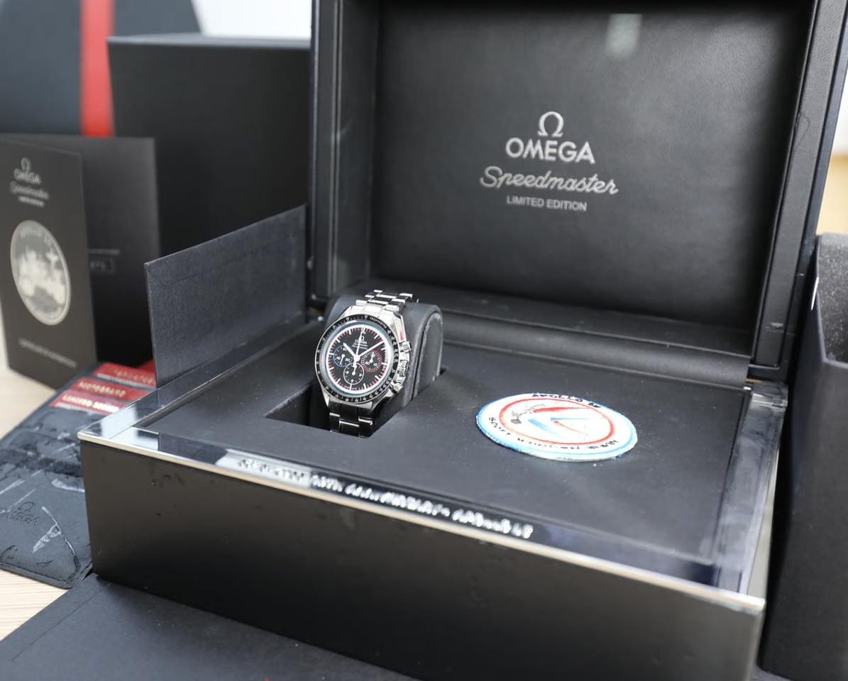 Omega Speedmaster Professional Moonwatch Apollo 15 - 40th Anniversary Limited Edition - Unworn - Full Set