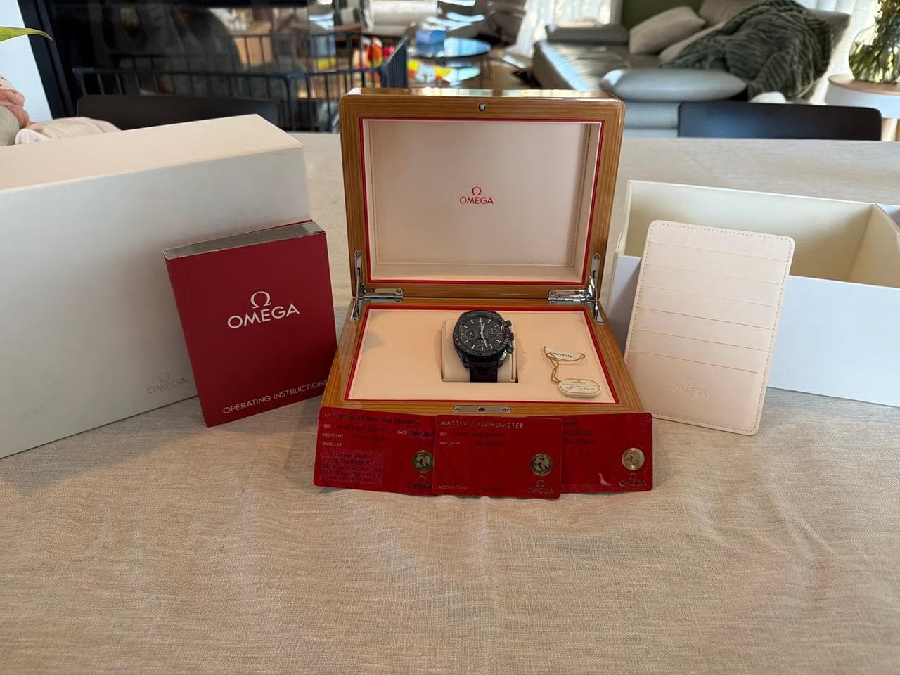 Omega Speedmaster Moonphase Moonwatch Parfait etat set complet facture et documents Omega