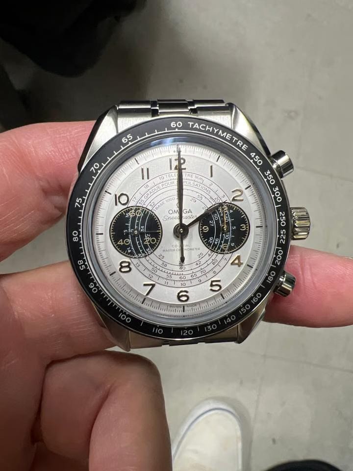 Omega Speedmaster52230435102001 Manual winding 2024 Like new & unworn