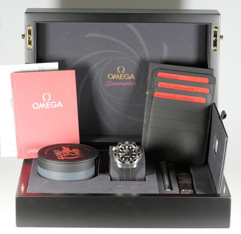 Omega Seamaster Diver 300 MJames Bond Stickers & Ungetragen - Box & Papiere