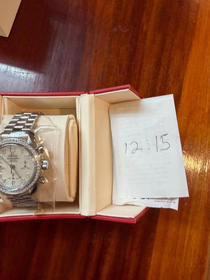 Omega Speedmaster Ladies Chronograph Mother of pearl face Diamond bezel Just serviced by omega