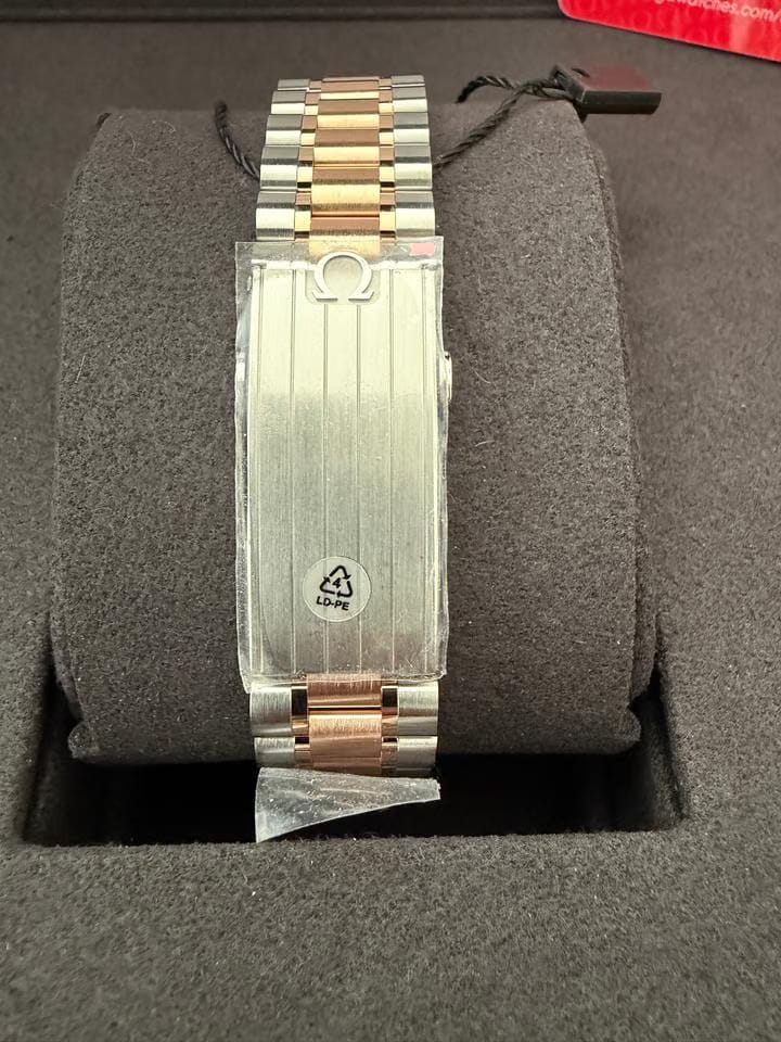 Omega Speedmaster Professional Moonwatch2025 New and Unworn Full Set
