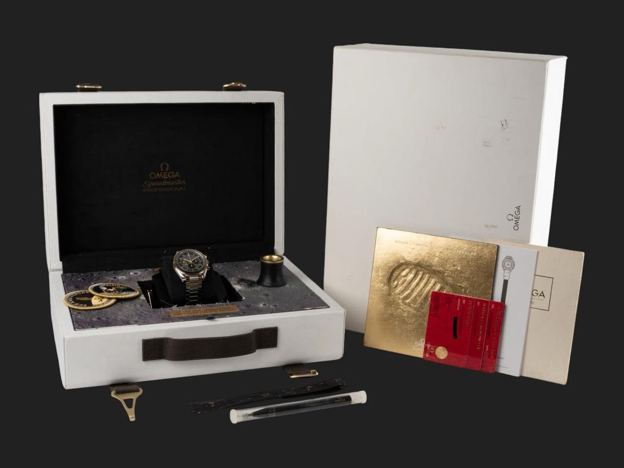 Omega Speedmaster Professional Moonwatch Apollo 11 50th Anniversary 310.20.42.50.01.001 NEW