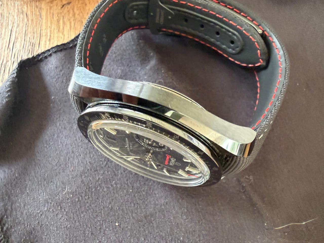 Omega Speedmaster Dark Side Of The Moon Speedmaster Full set , Neu