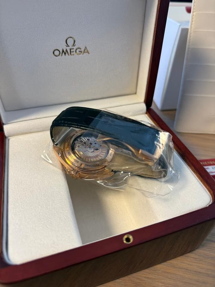 Omega Seamaster Planet Ocean18 K Gold – Full Set – Sealed