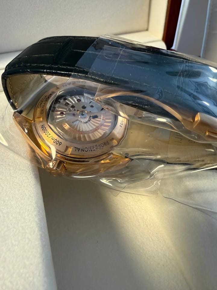 Omega Seamaster Planet Ocean18 K Gold – Full Set – Sealed