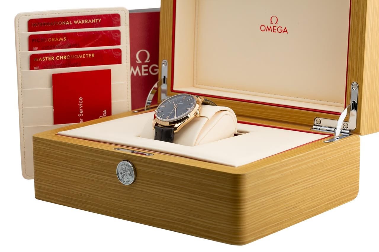 Omega De Ville Trésor435.53.40.21.06.001 Sedna Rose Gold 03/2026 40 mm - FULL SET - ONE YEAR WARRANTY NEW WATCH