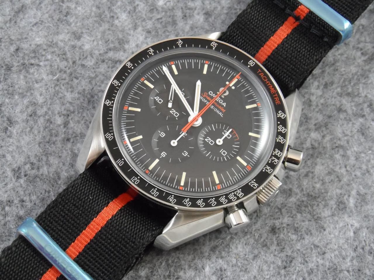Omega Speedmaster Professional Moonwatch Speedy Tuesday Ultraman