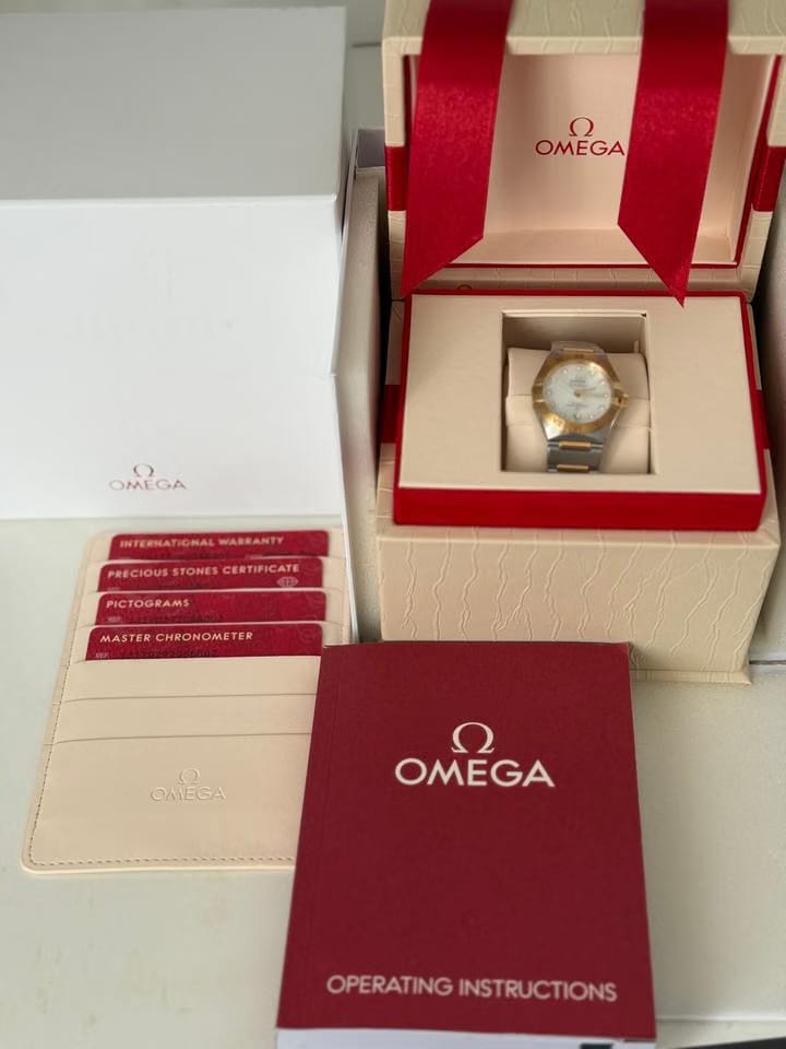 Omega Constellation Master Chronometer Manhattan CONSTELLATION 29 mm steel ‑ yellow gold.