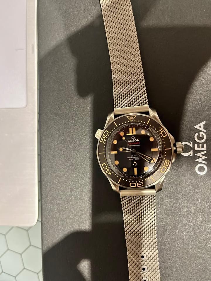 Omega Seamaster Diver 300 MED. 007 TITANIO