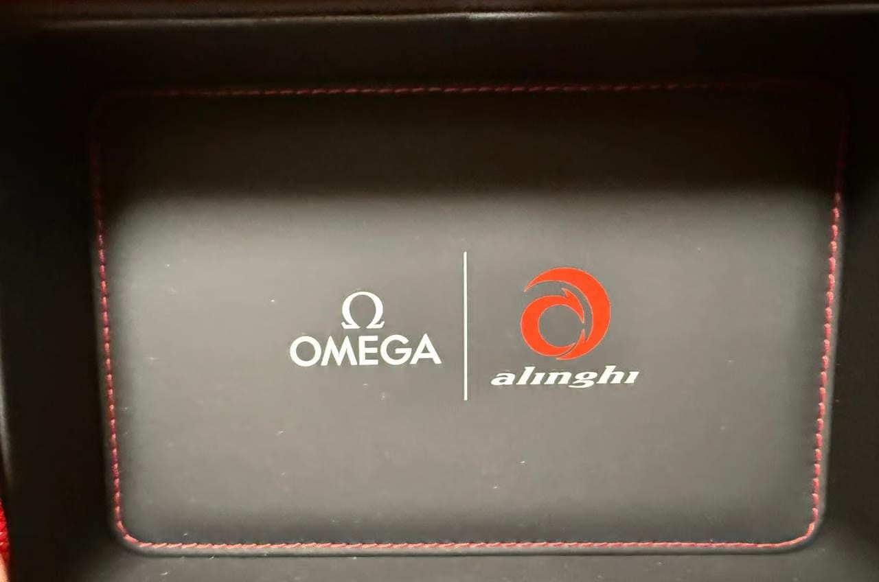 Omega Speedmaster Dark Side Of The Moon 'Alinghi' Full Set Alinghi