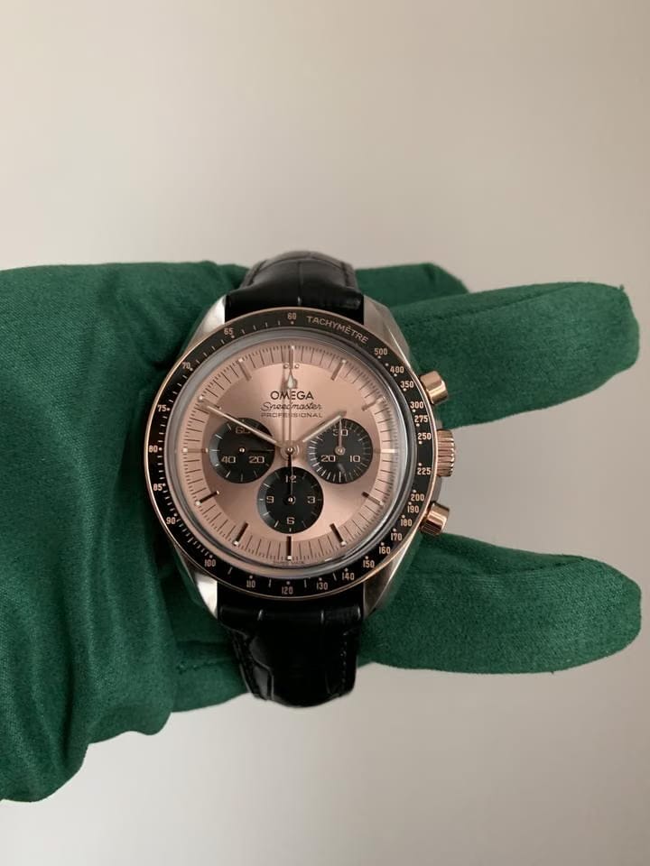 Omega Speedmaster Professional Moonwatch Sedna gold 18 KT Full Set 2024 NEW