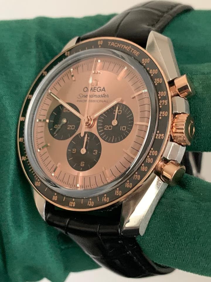 Omega Speedmaster Professional Moonwatch Sedna gold 18 KT Full Set 2024 NEW