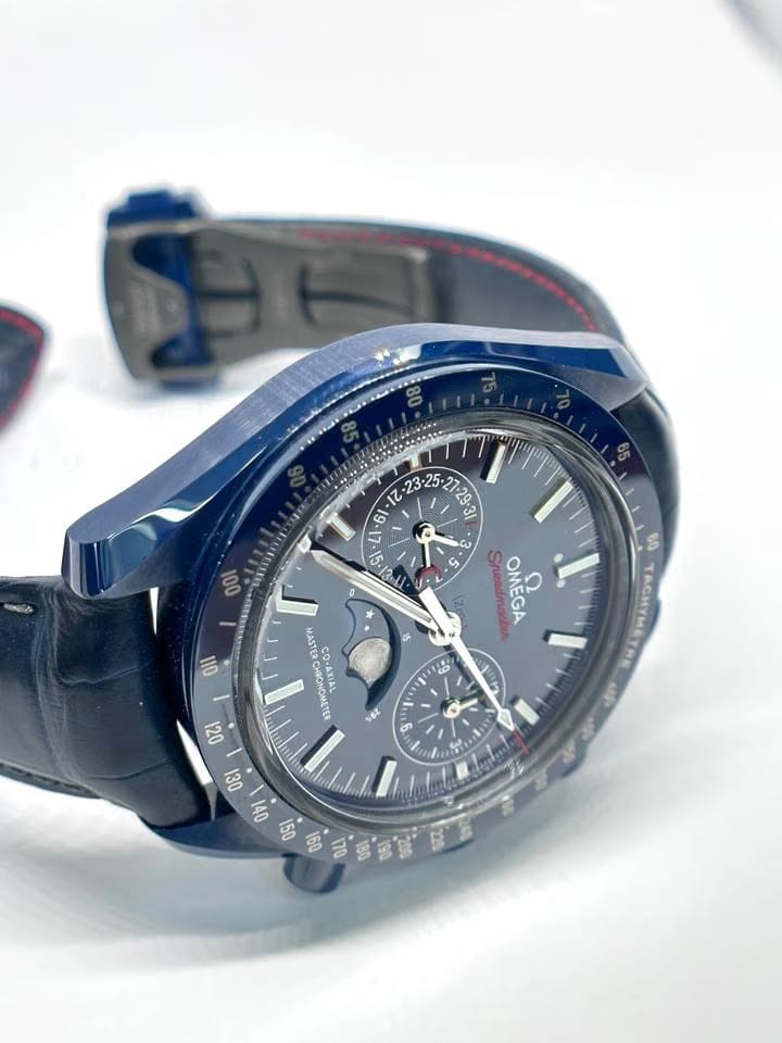 Omega Speedmaster Moonphase Moonwatch Moonphase Blue Side of the Moon Ceramic
