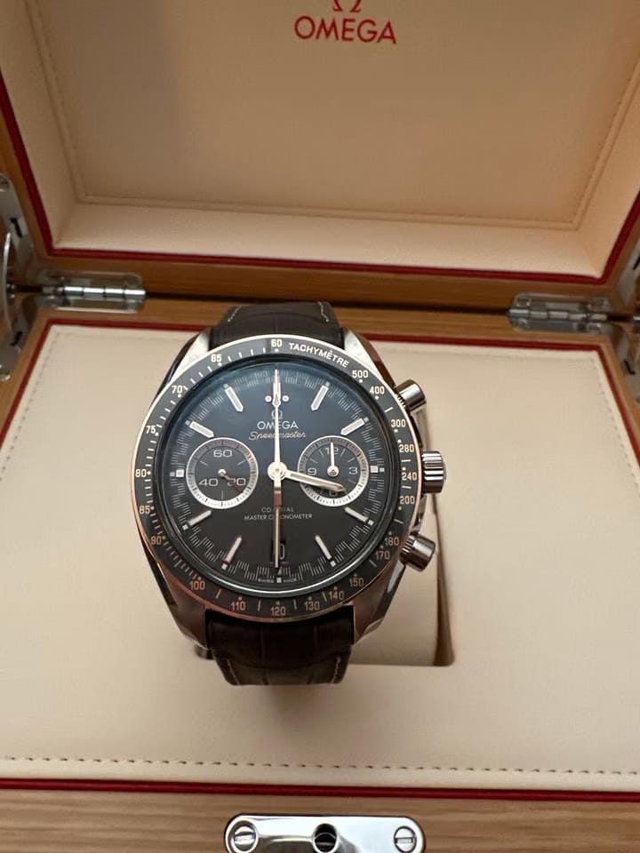 Omega Speedmaster Racing329.23.44.51.06.001
