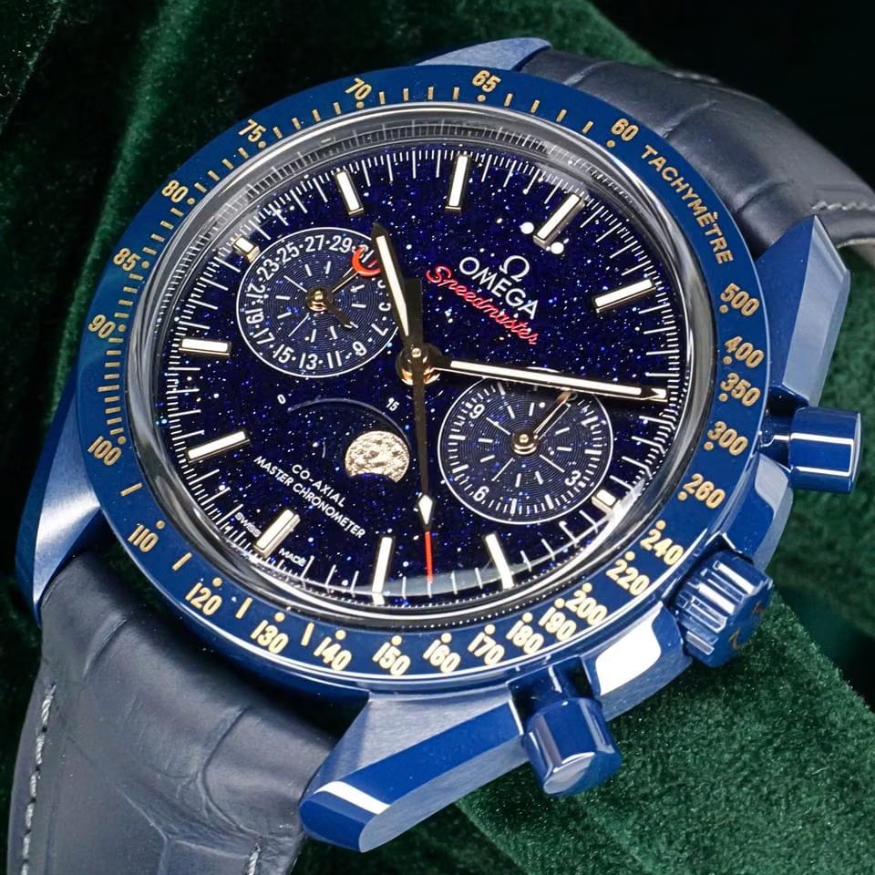 Omega Speedmaster Moonphase MINT COMPLETE SET Speedmaster Moonphase "Blue Side of the Moon" 304.93.44.52.03.002