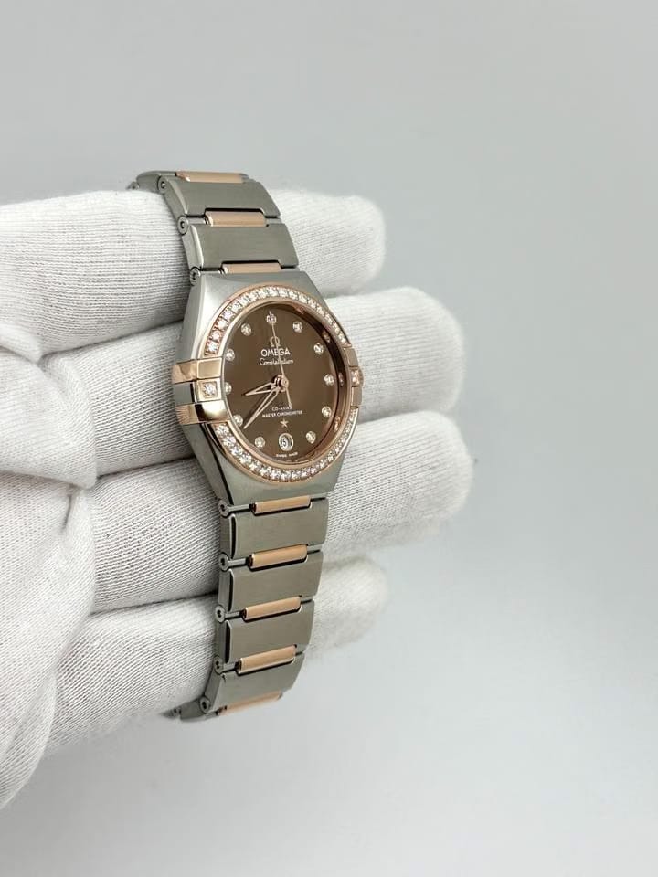 Omega Constellation NEW Omega Constellation 131.25.29.20.63.001 Diamonds 18 K Gold Steel Box Paper