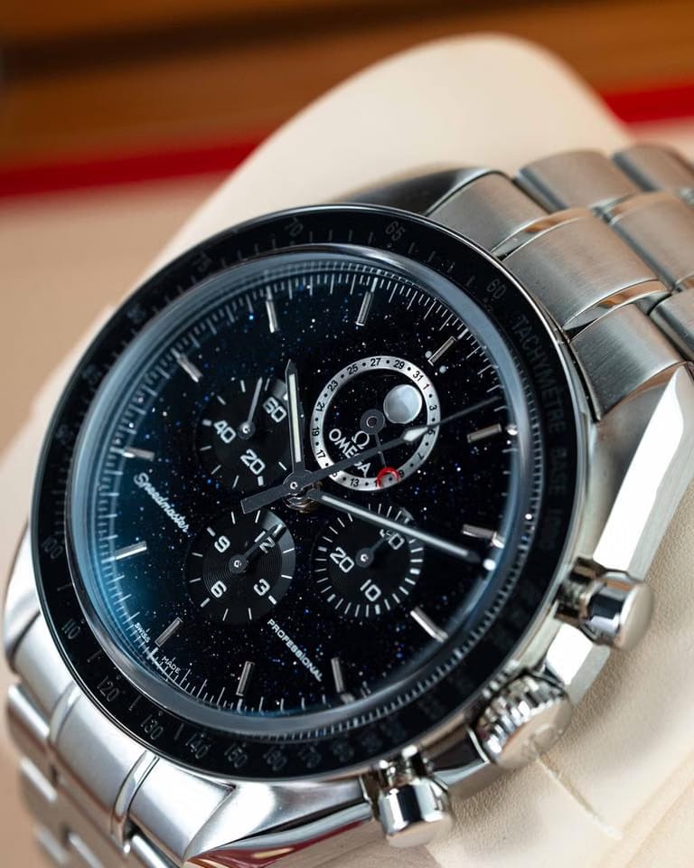 Omega Speedmaster Moonphase311.30.44.32.01.001 - 2020