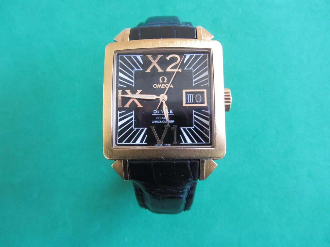 Omega De Ville X2 Big Omega De Ville X2 Co-Axial gold collectible