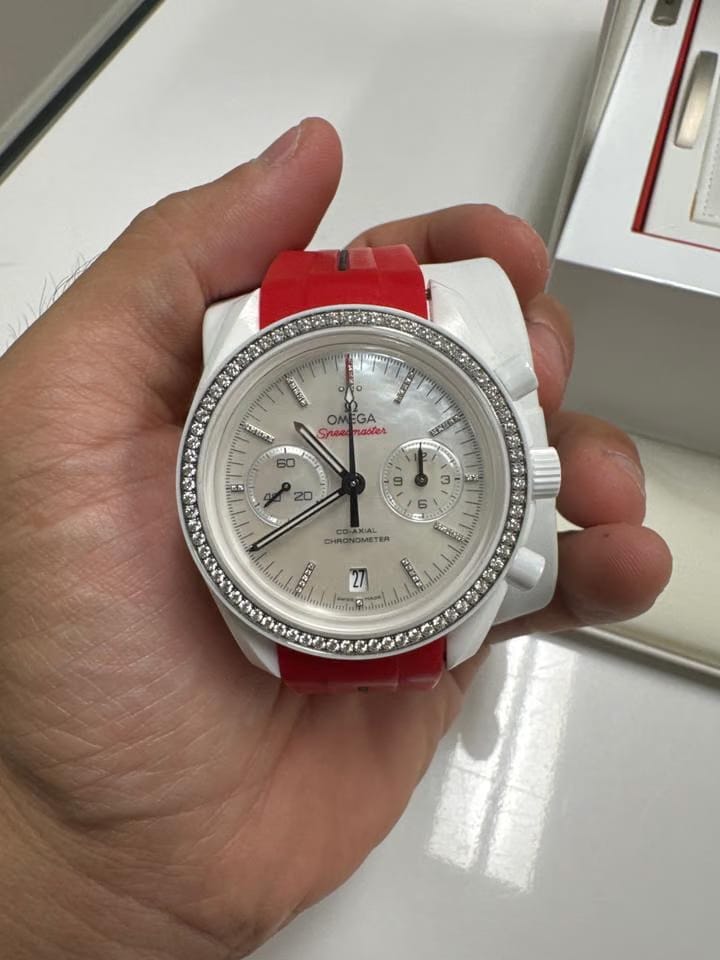 Omega Speedmaster Moonwatch Co-axial Chronograph US Seller