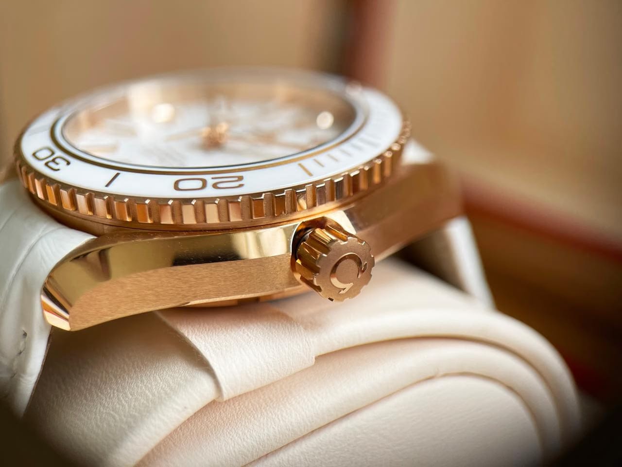 Omega Seamaster Planet Ocean600 M OMEGA Co-Axial 42 mm 18k rose gold Brand new,fullset( box,book,tag,seal)