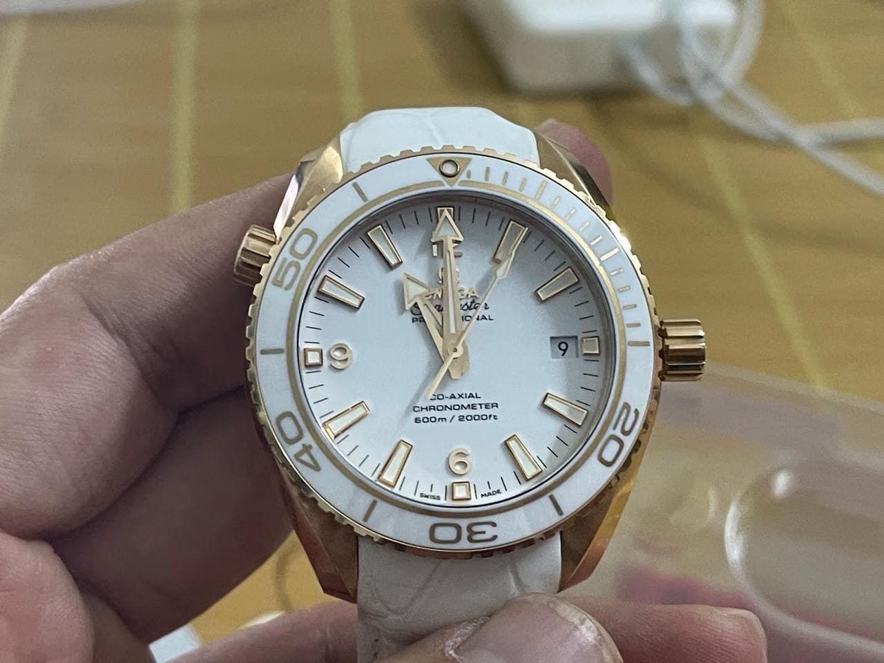 Omega Seamaster Planet Ocean600 M OMEGA Co-Axial 42 mm 18k rose gold Brand new,fullset( box,book,tag,seal)