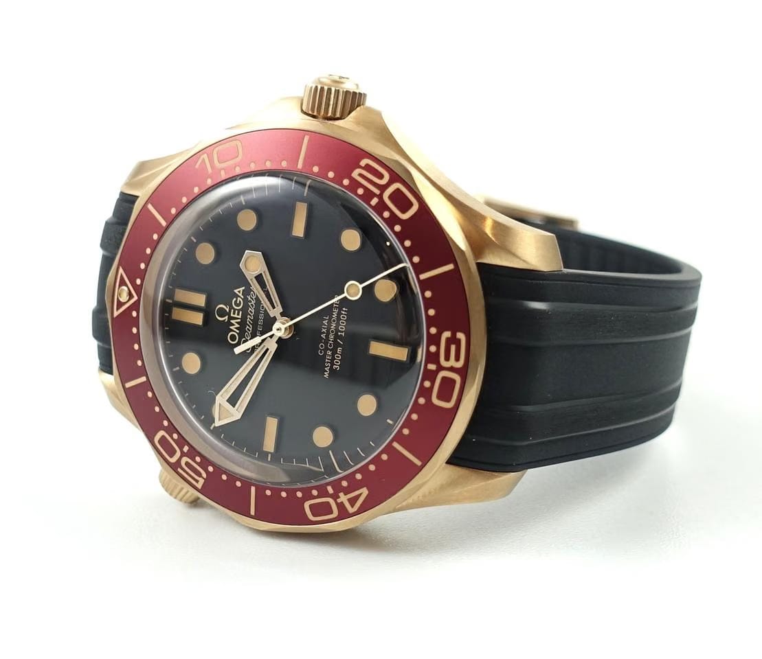 Omega Seamaster Diver 300 MBronze-Gold 42 MM New Watch with Box and Papers